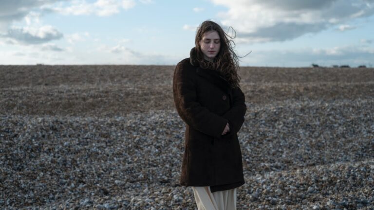 Birdy - Surrender [Official Video]