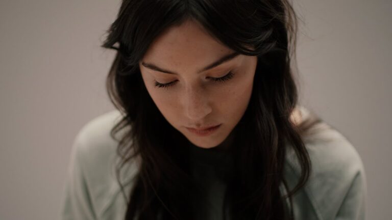 Benny Blanco &Amp; Gracie Abrams - Unlearn (Official Music Video) 9 Benny Blanco &Amp; Gracie Abrams - Unlearn (Official Music Video)