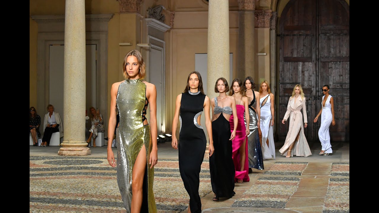 GENNY| Spring/Summer 2022 Fashion Show
