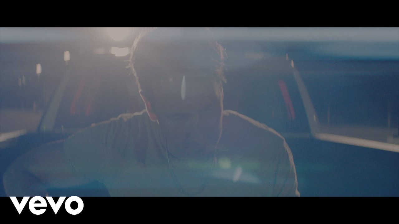 Russell Dickerson - Blame It On Being Young