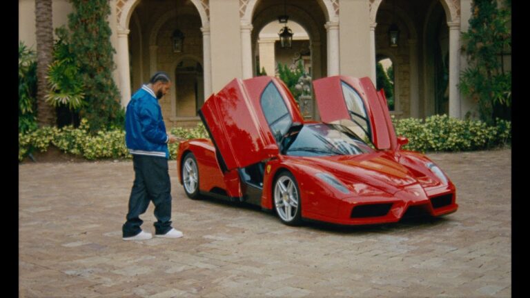 Drake - Jumbotron Shit Poppin (Official Music Video) 2 Drake - Jumbotron Shit Poppin (Official Music Video)