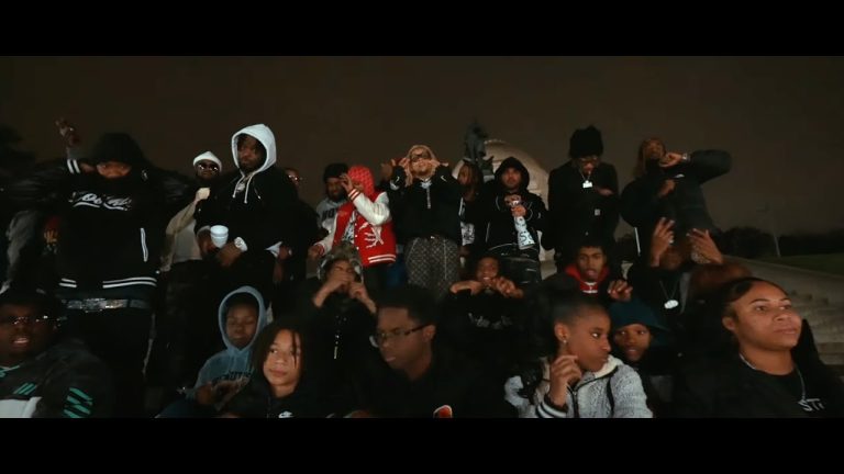 Trippie Redd – Pray 4 Us (Official Music Video) 4 Trippie Redd – Pray 4 Us (Official Music Video)