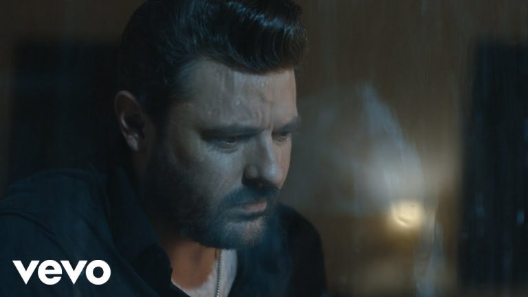 Chris Young - Right Now (Official Music Video)