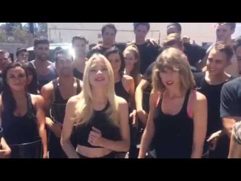 Taylor Swift Ice Bucket Challenge With Jamie King 5 Taylor Swift Ice Bucket Challenge With Jamie King
