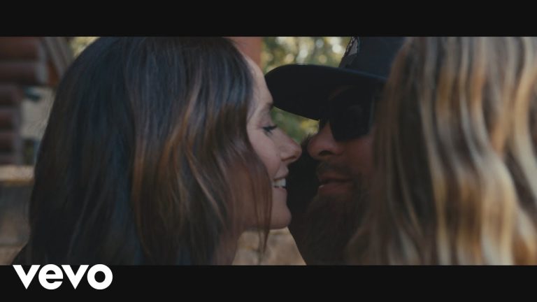 Brantley Gilbert - Me And My House (Ft. Struggle Jennings, Demun Jones) (Official Video) 7 Brantley Gilbert - Me And My House (Ft. Struggle Jennings, Demun Jones) (Official Video)
