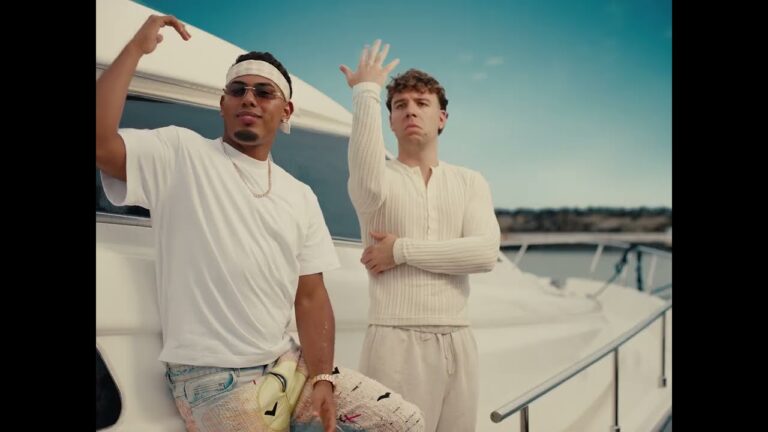 Myke Towers &Amp; Quevedo - Soleao (Official Music Video) 7 Myke Towers &Amp; Quevedo - Soleao (Official Music Video)