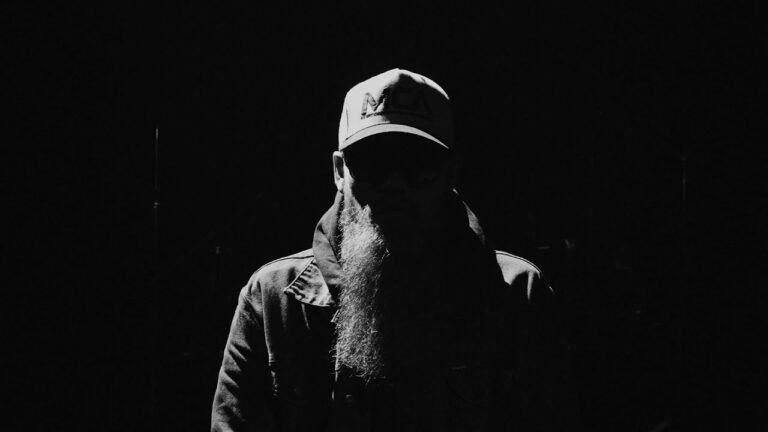 49 Winchester - Changes (Official Music Video) 2 49 Winchester - Changes (Official Music Video)