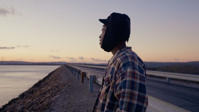 Mon Rovîa - Bloodline (Official Music Video) 2 Mon Rovîa - Bloodline (Official Music Video)