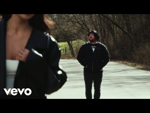 Mitchell Tenpenny - You Phase (Official Music Video) 2 Mitchell Tenpenny - You Phase (Official Music Video)