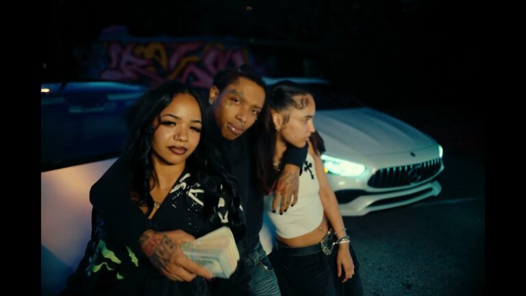 Topoppgen - She Screaming Purr (Attachments) (Official Video) 3 Topoppgen - She Screaming Purr (Attachments) (Official Video)