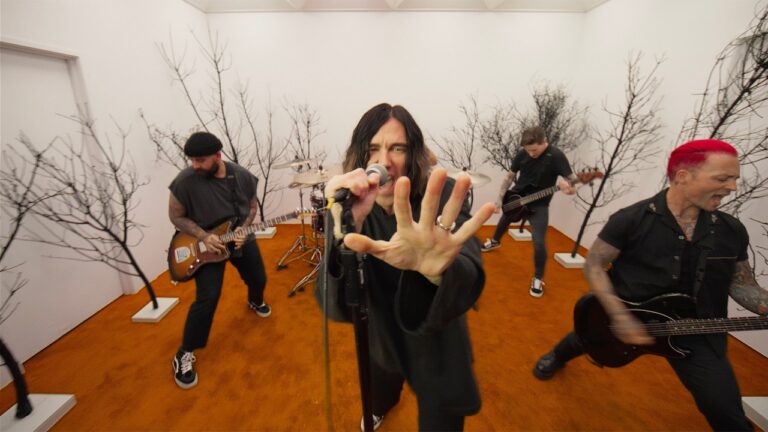 Sleeping With Sirens - An Ending In Itself (Official Music Video) 4 Sleeping With Sirens - An Ending In Itself (Official Music Video)