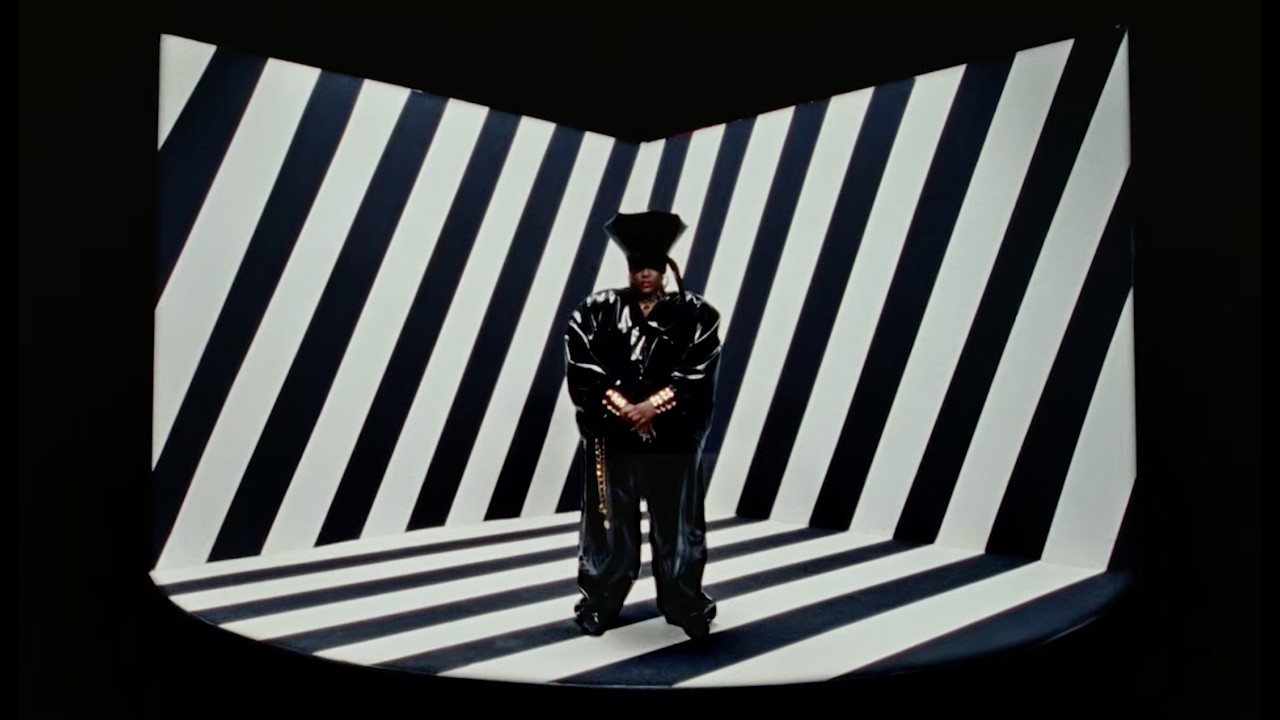 YSEULT - FREAK (Official Video)