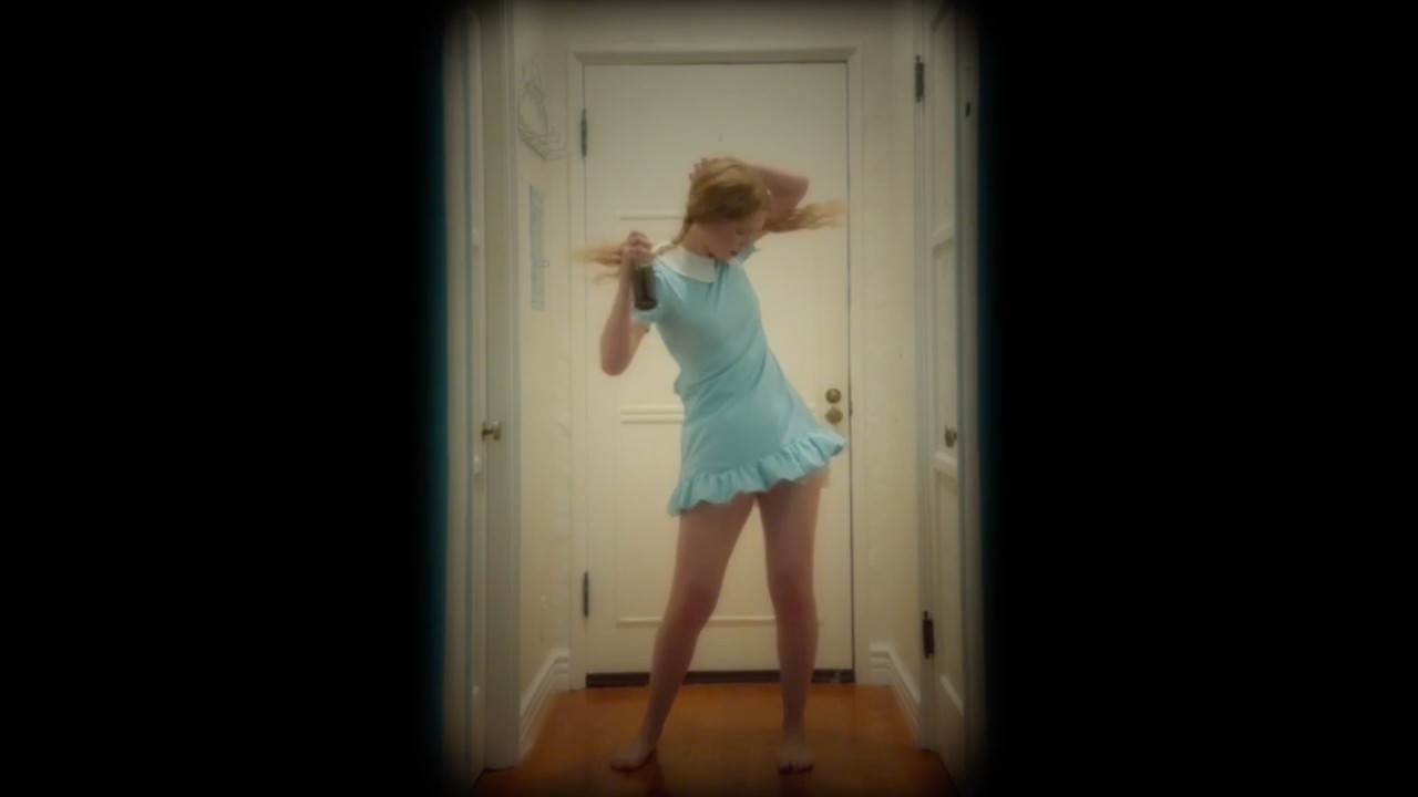 Mollie Elizabeth - Run Rabbit (Official Visualizer)