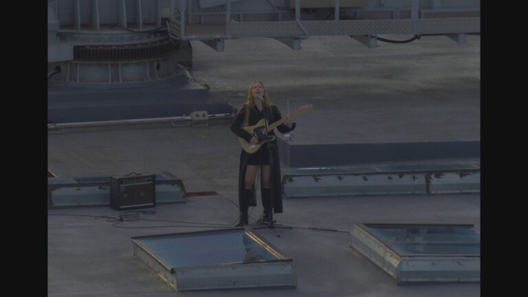 Julia Jacklin - The Hardest Thing [Official Video]